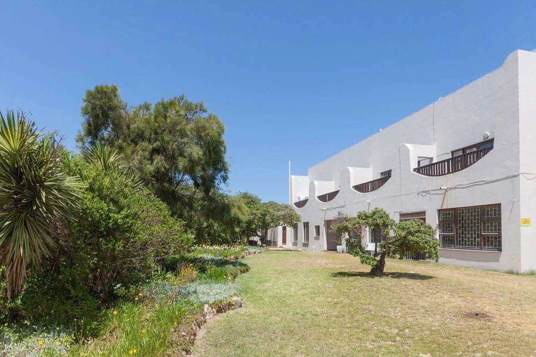 3 Bedroom Apartment / flat for sale in West Beach