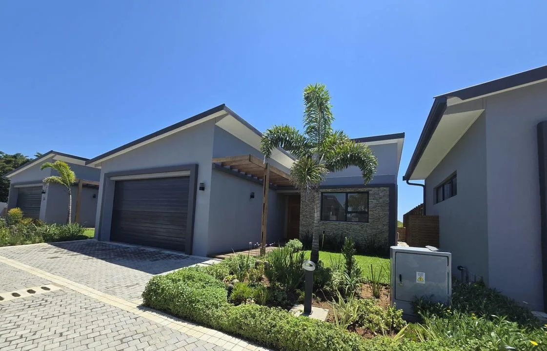 2 Bedroom Townhouse to rent in New Salt Rock City