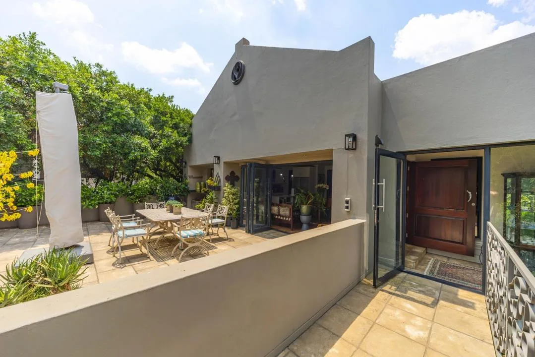 3 Bedroom House for sale in Parktown North
