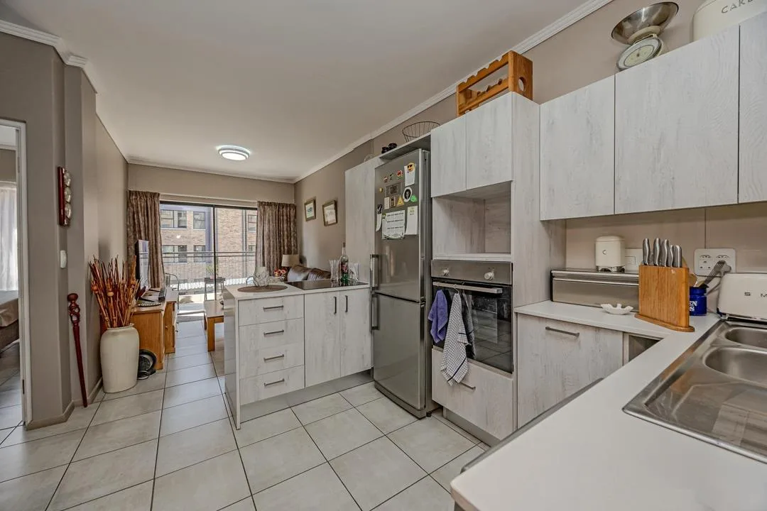 1 Bedroom Apartment / flat for sale in Olievenpoort