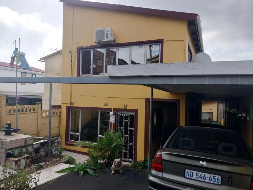 4 Bedroom House for sale in Crossmoor