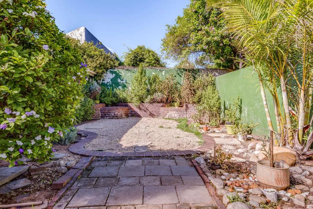 2 Bedroom House for sale in Richmond Hill