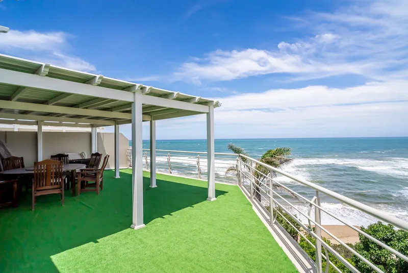 5 Bedroom Apartment in Uvongo