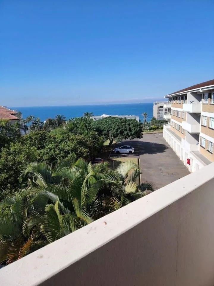 3 Bedroom Apartment / flat to rent in Umhlanga Central