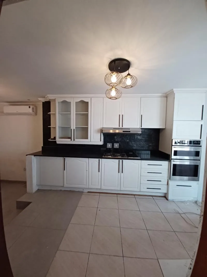 Property to rent in Bassonia