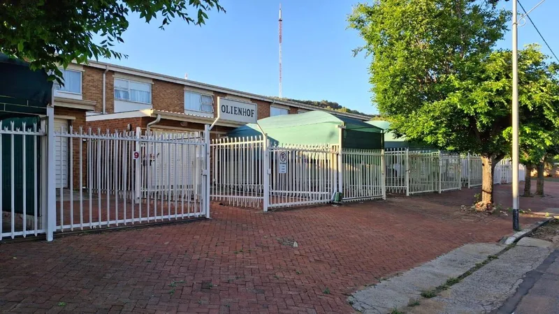 2 Bedroom Apartment / flat for sale in Bloemfontein Central