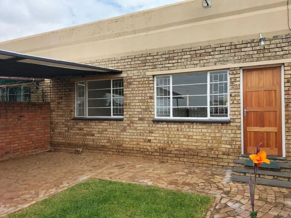 2 Bedroom Apartment / flat to rent in Baillie Park