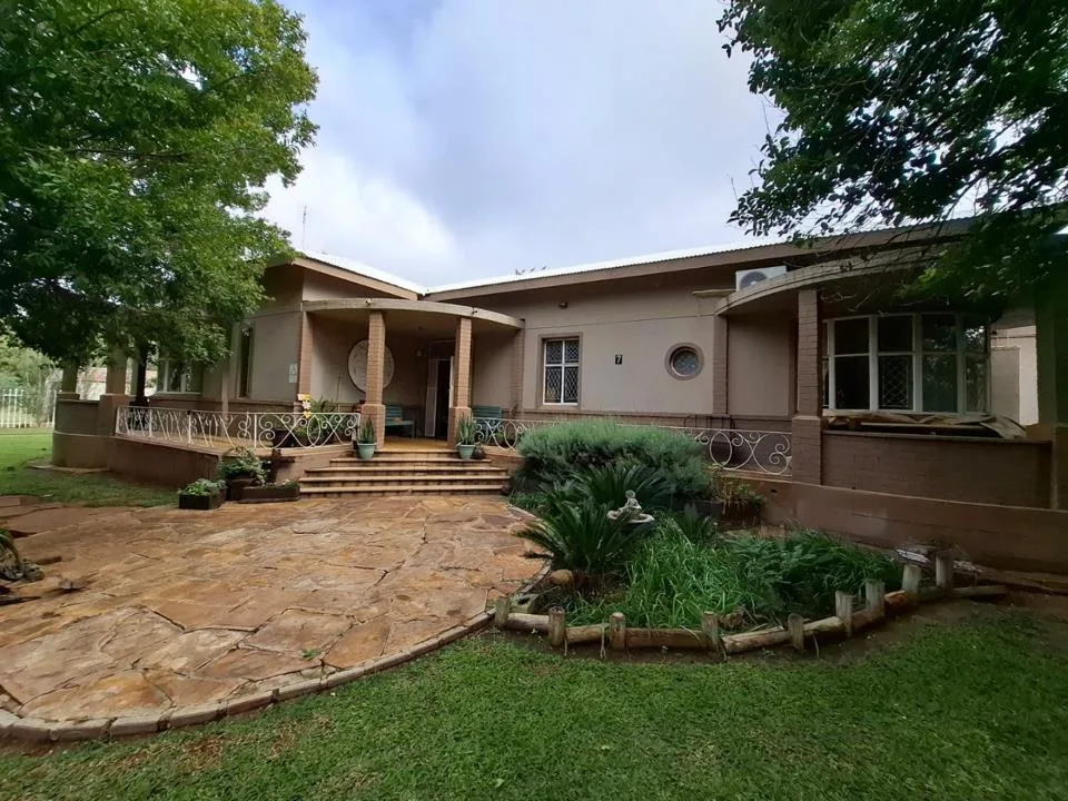 4 Bedroom House for sale in Christiana