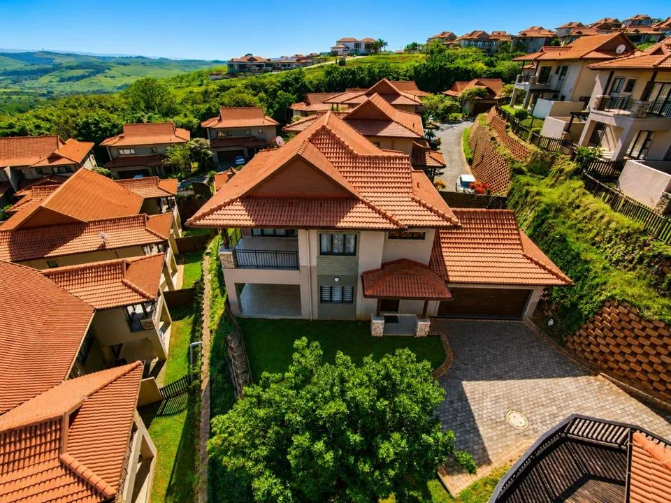 4 Bedroom House for sale in Izinga