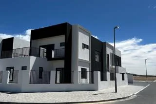 4 Bedroom House for sale in Sandown