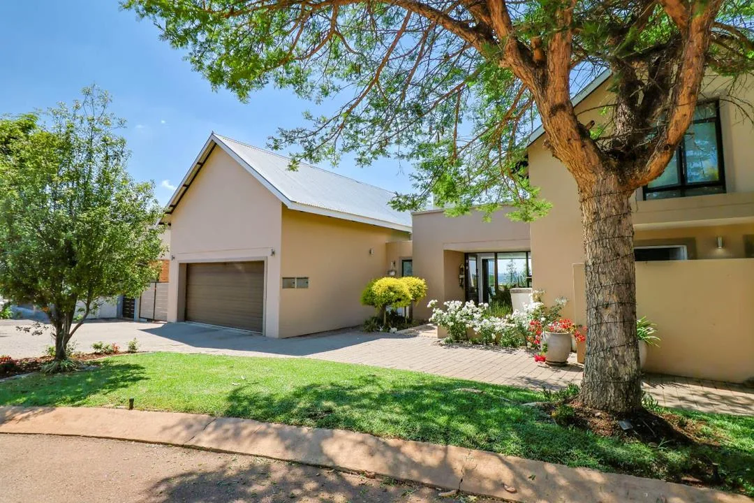 2 Bedroom House for sale in Retire at Midstream