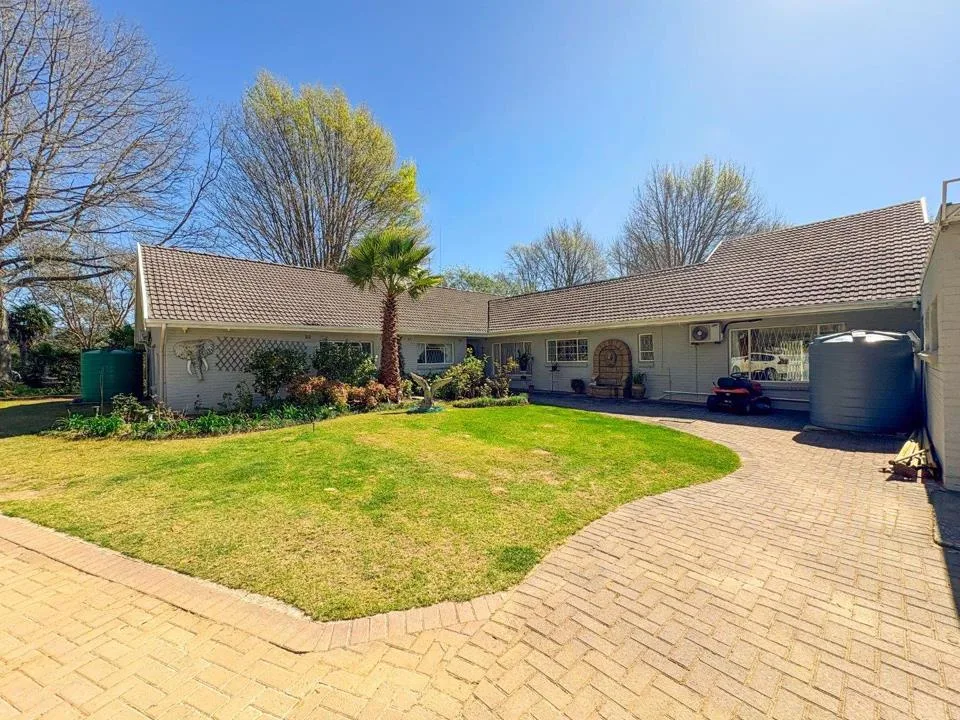 4 Bedroom House for sale in Stutterheim
