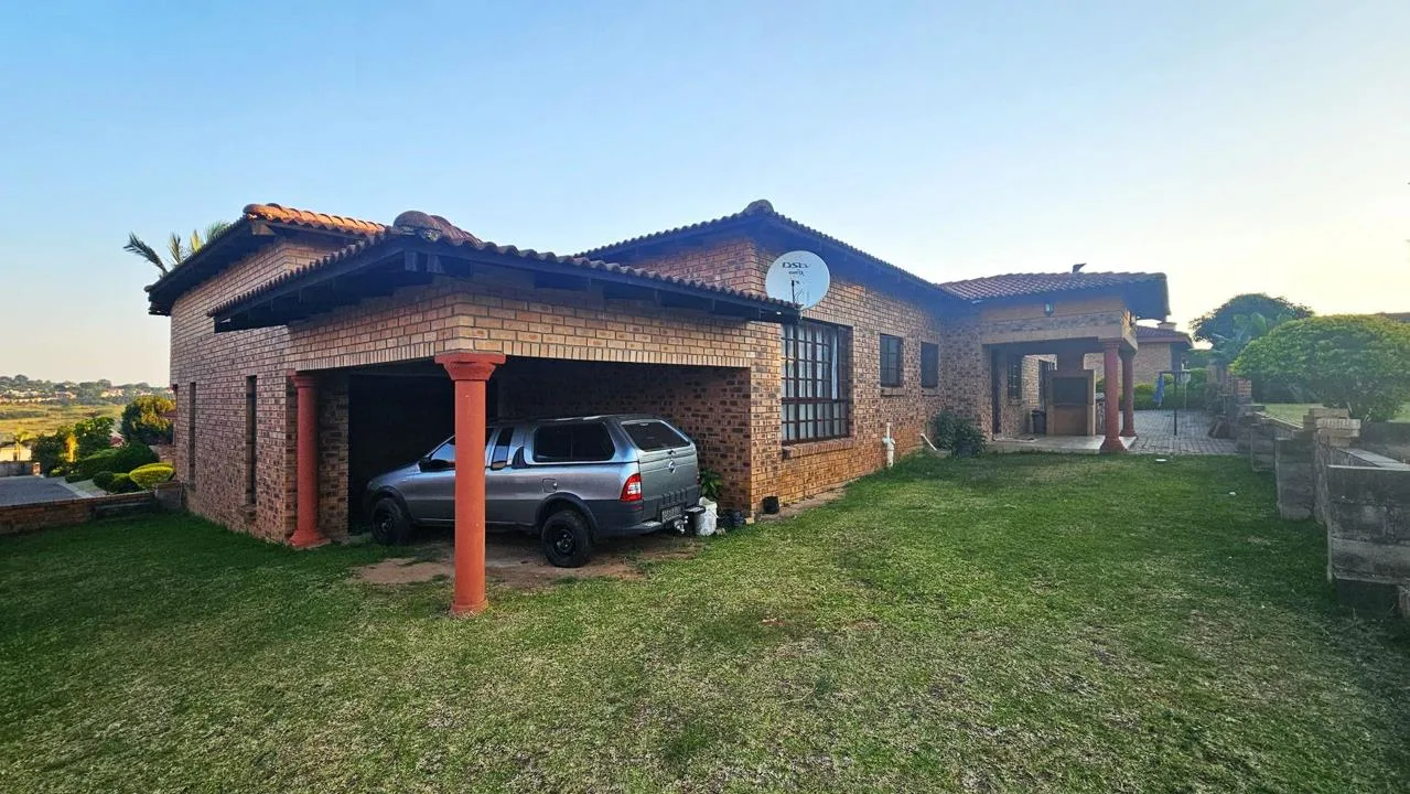 5 Bedroom House for sale in White River Ext 49