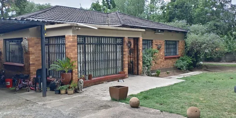 3 Bedroom House for sale in Bethal