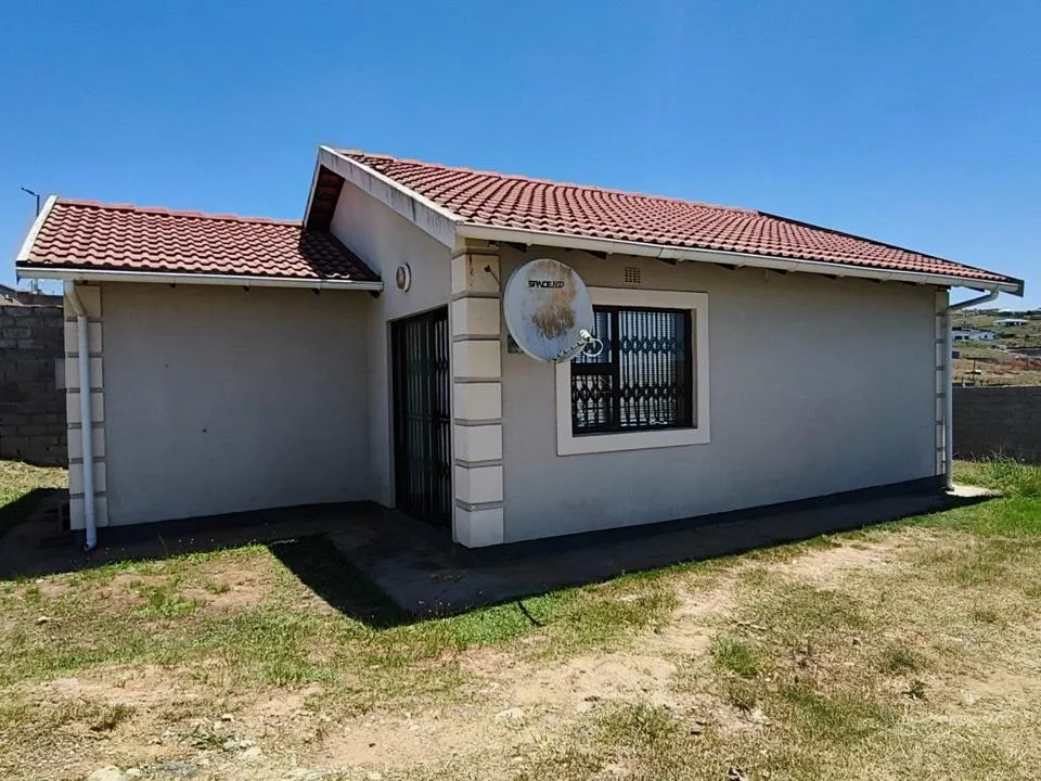 3 Bedroom House for sale in Ncambedlana