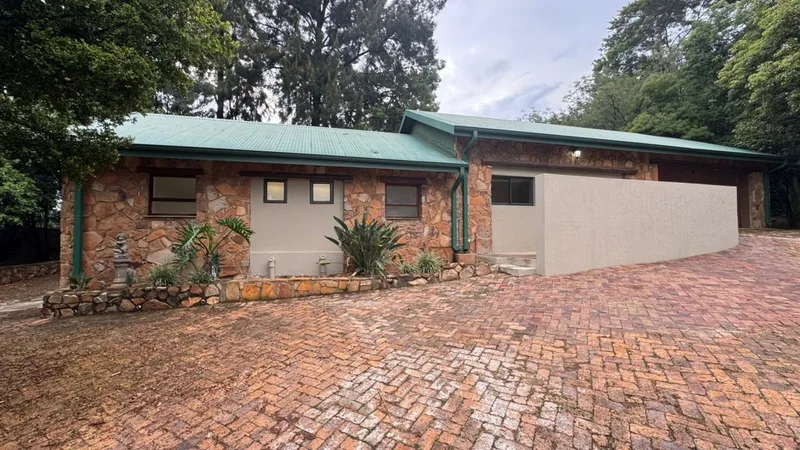 2 Bedroom Apartment / flat to rent in Mooikloof Equestrian Estate