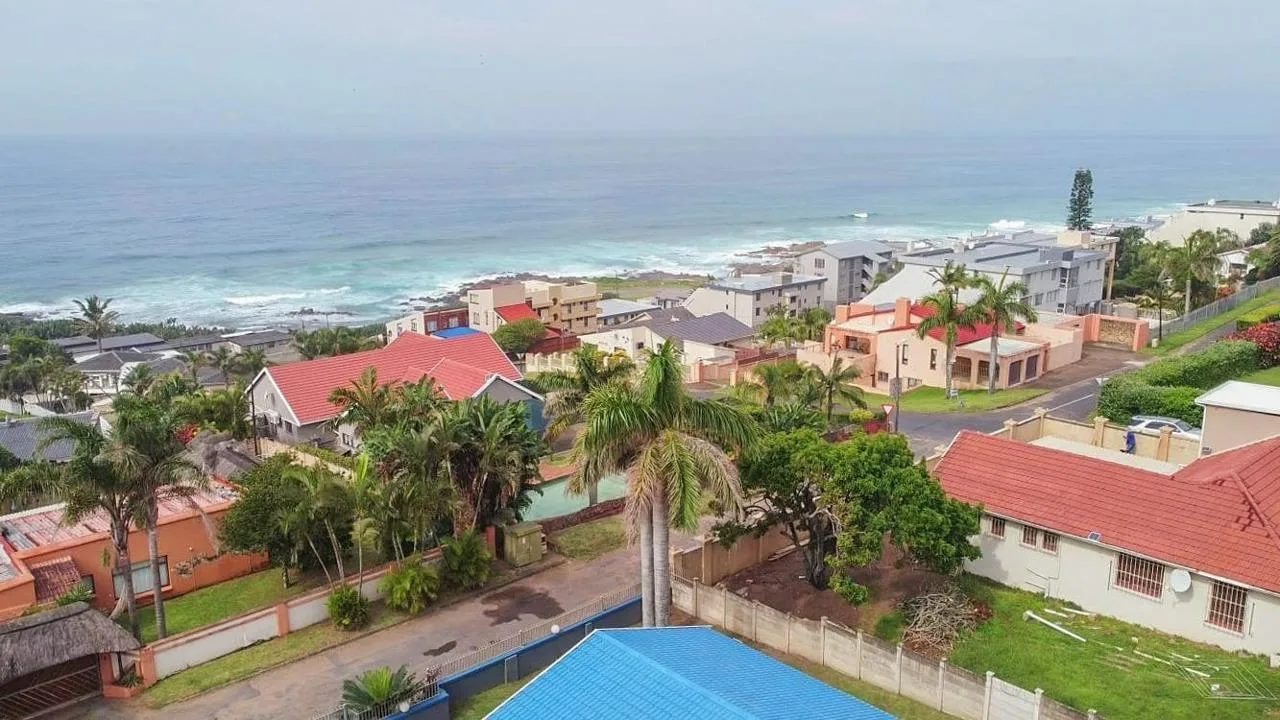 4 Bedroom Townhouse for sale in Manaba Beach