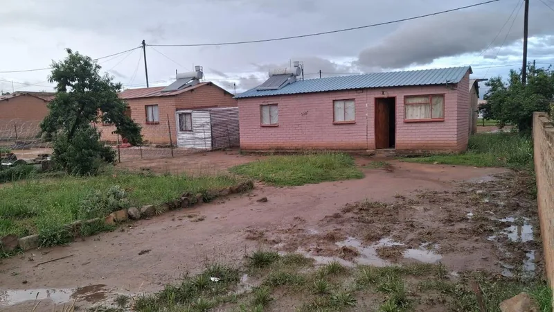 2 Bedroom House for sale in Phuthaditjhaba