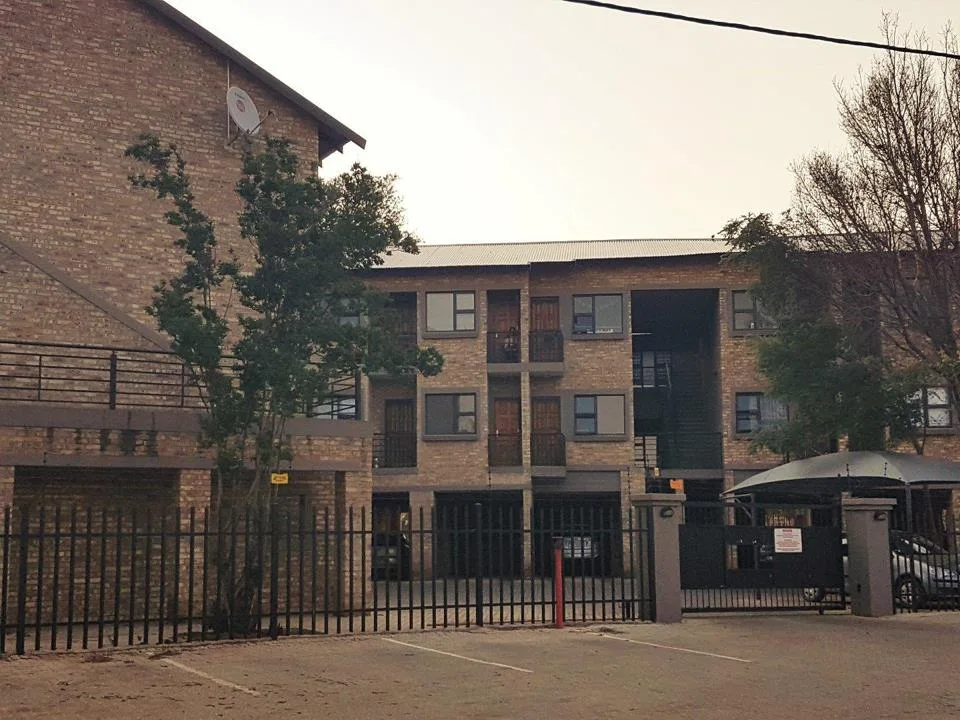 2 Bedroom Apartment / flat to rent in Die Bult