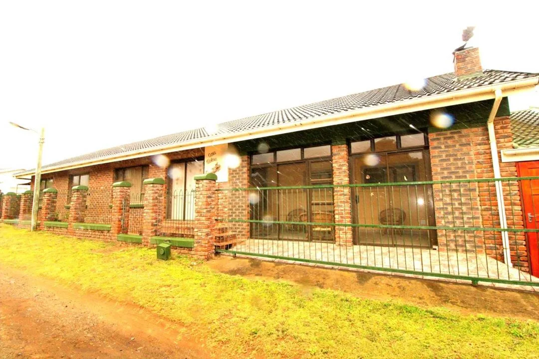 3 Bedroom House for sale in Cosy Corner