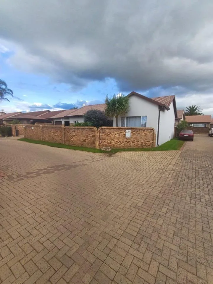 3 Bedroom House to rent in Del Judor Ext 4