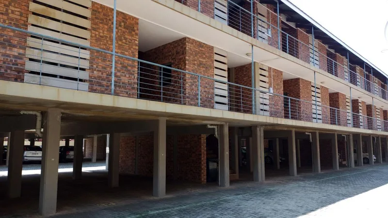 1 Bedroom Apartment / flat for sale in Dassie Rand