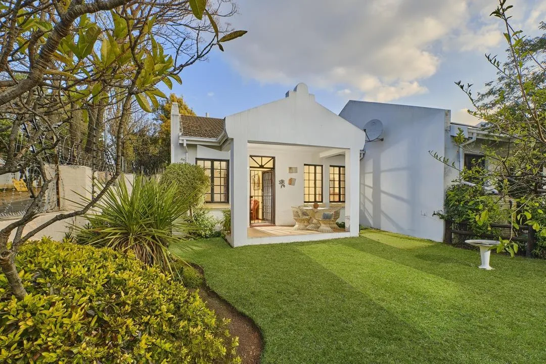 2 Bedroom Townhouse for sale in Bromhof