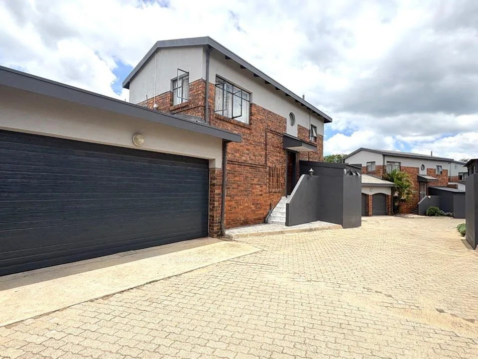 3 Bedroom Townhouse for sale in Fauna Park