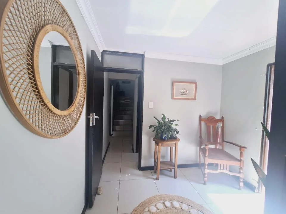 4 Bedroom House to rent in Waterkloof Heights