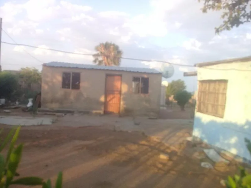 1 Bedroom House for sale in Lethlabile