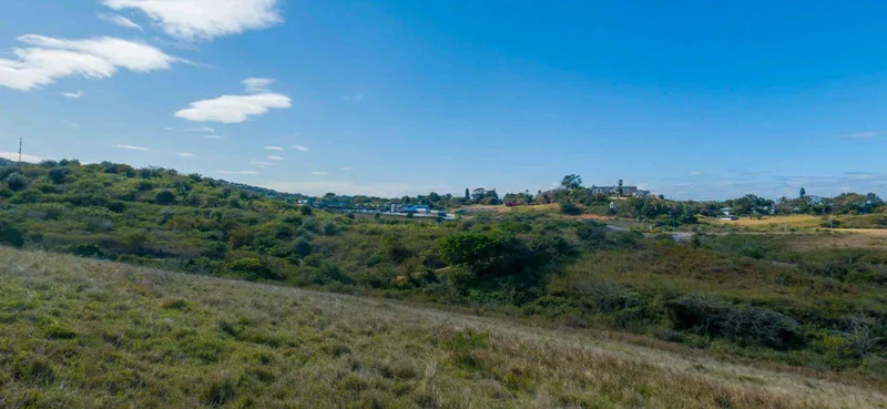 1.4 ha Land available in Salt Rock