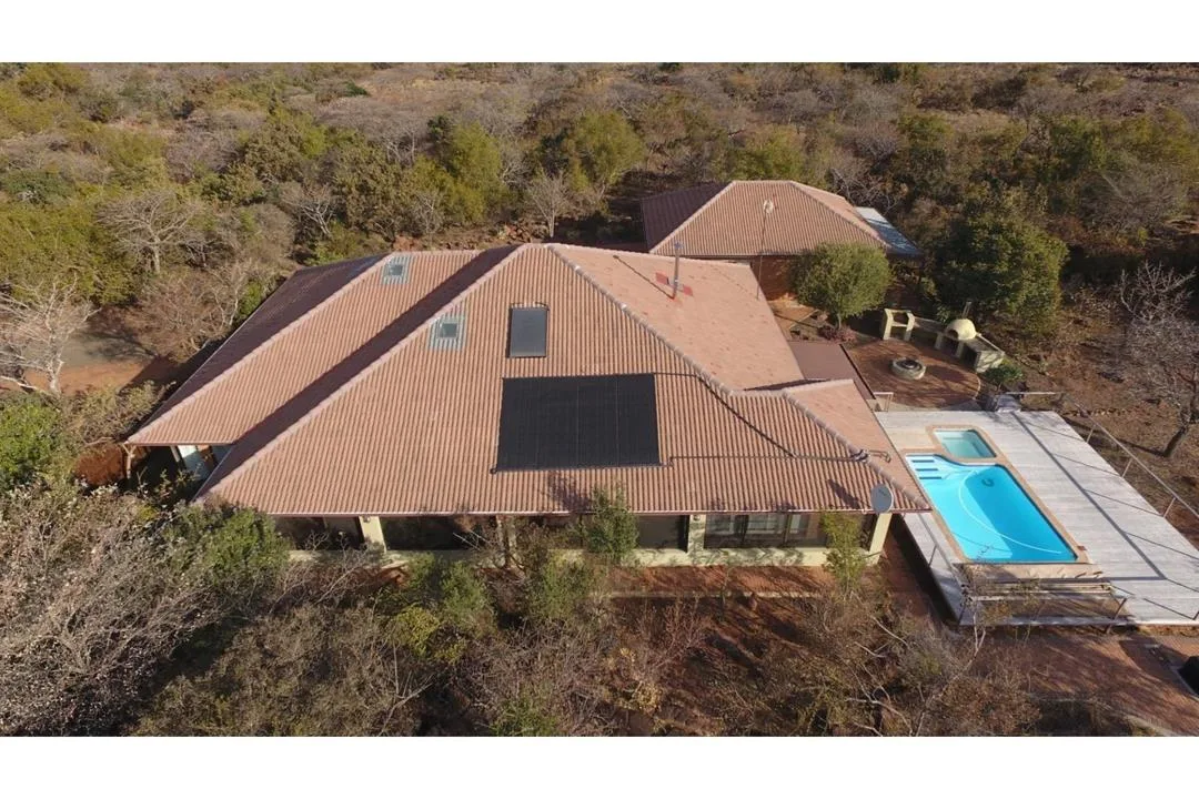 7 Bedroom House for sale in Verloren Estate