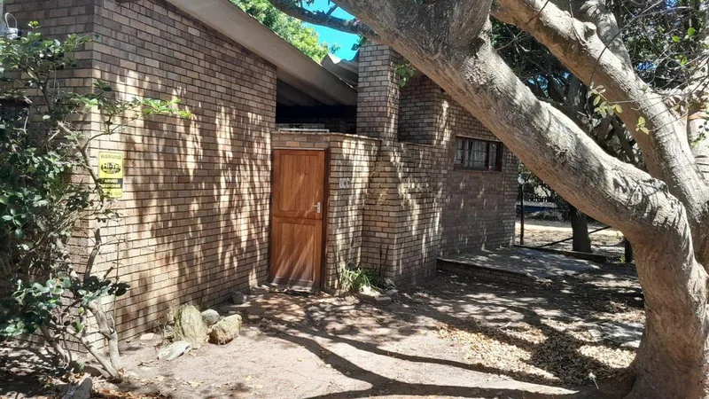 3 Bedroom House for sale in Boknesstrand