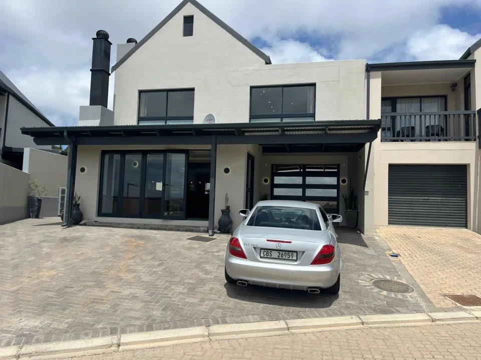 3 Bedroom Townhouse for sale in Hartenbos Rural