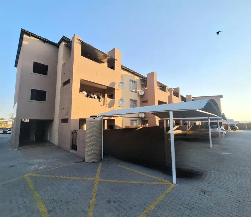 2 Bedroom Apartment / flat for sale in Evander