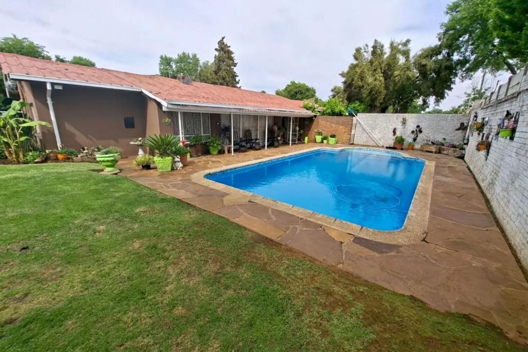 4 Bedroom House for sale in Harmony