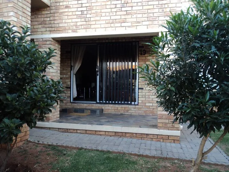 2 Bedroom Apartment / flat for sale in Little Falls