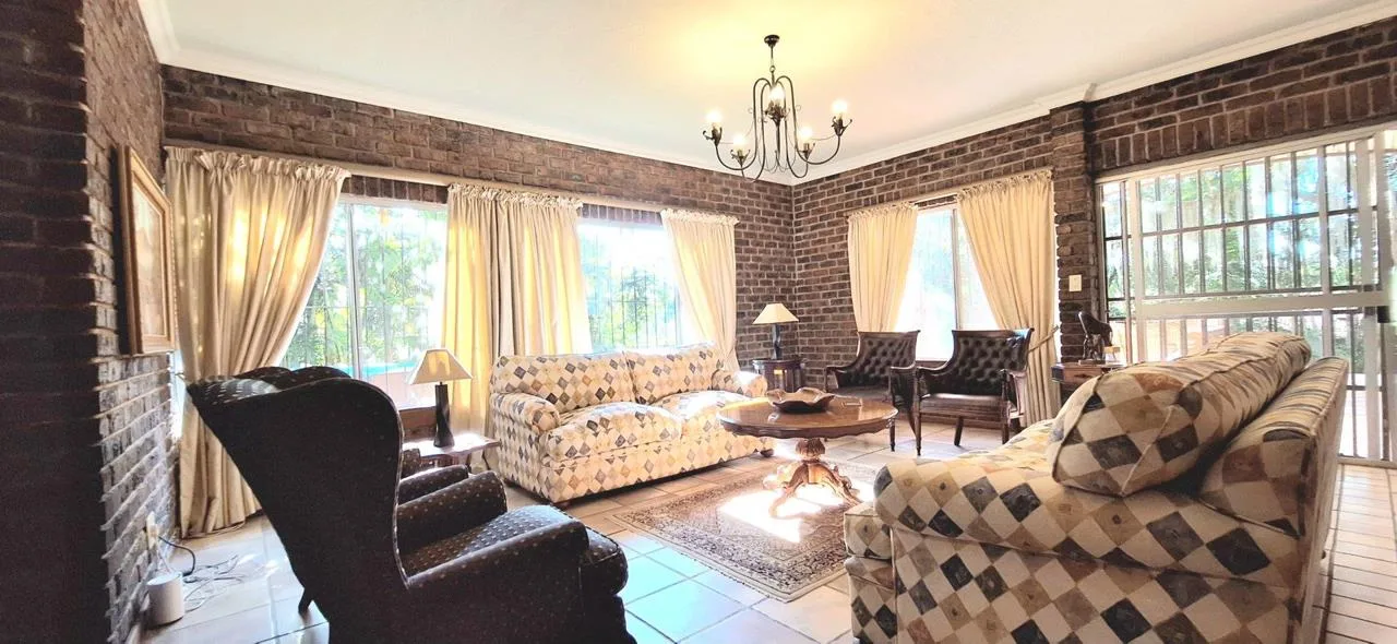 4 Bedroom House for sale in West Acres Ext 6