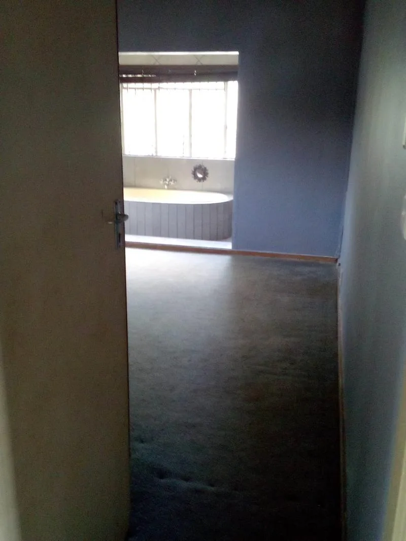 Property to rent in Villieria