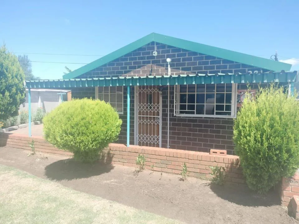 3 Bedroom House for sale in Fernwood