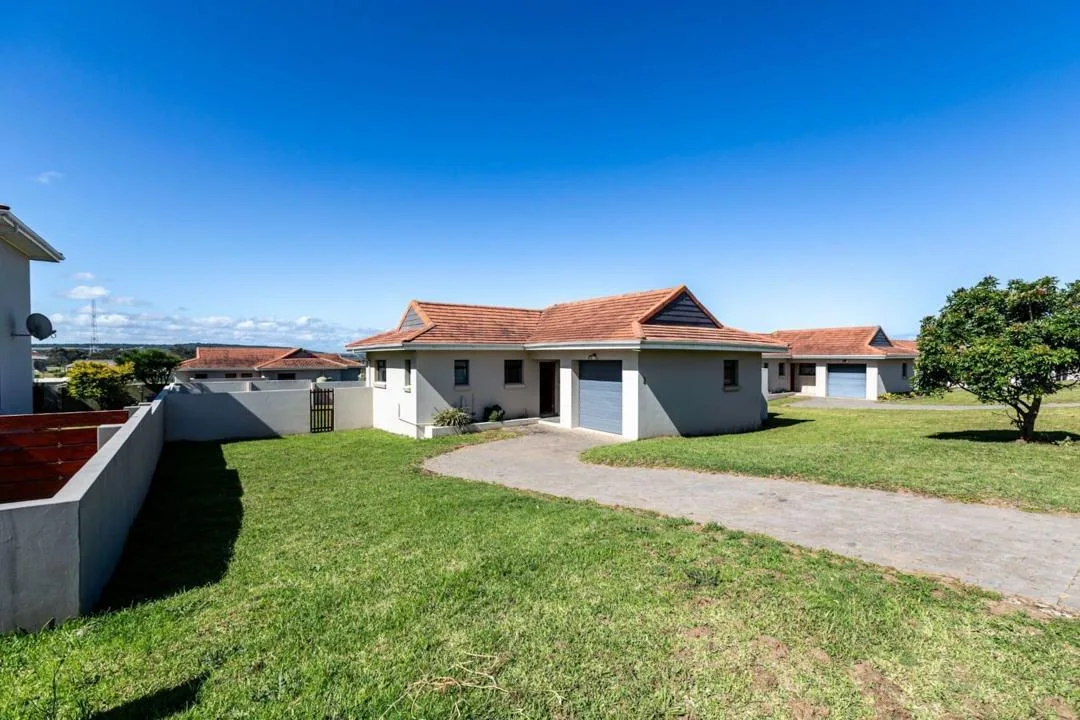 3 Bedroom House for sale in Kidds Beach