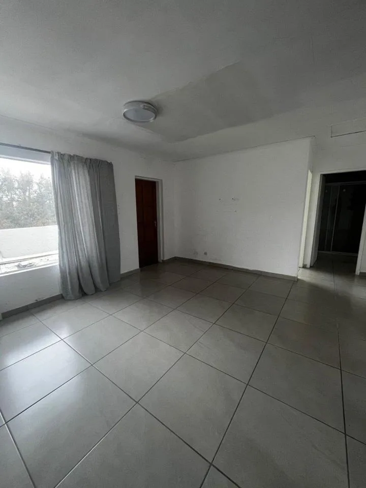 2 Bedroom Townhouse for sale in Glen Marais
