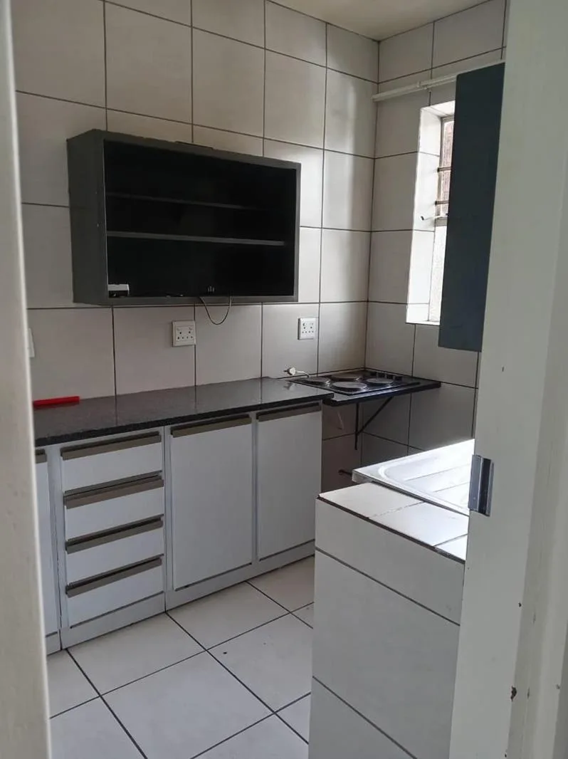 2 Bedroom Apartment in Sunnyside