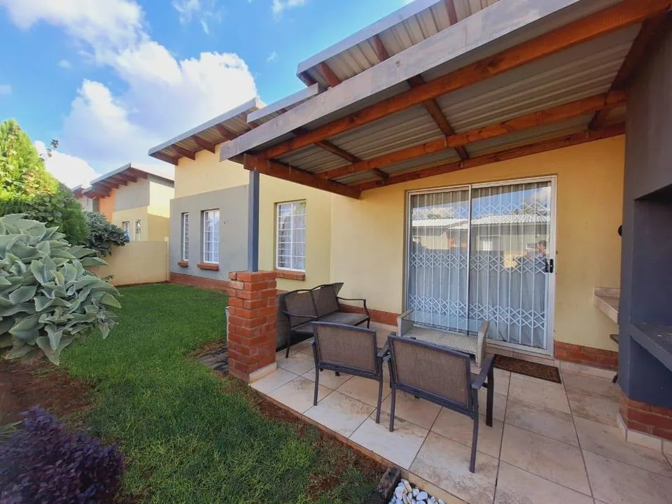 3 Bedroom Townhouse to rent in Waterval East