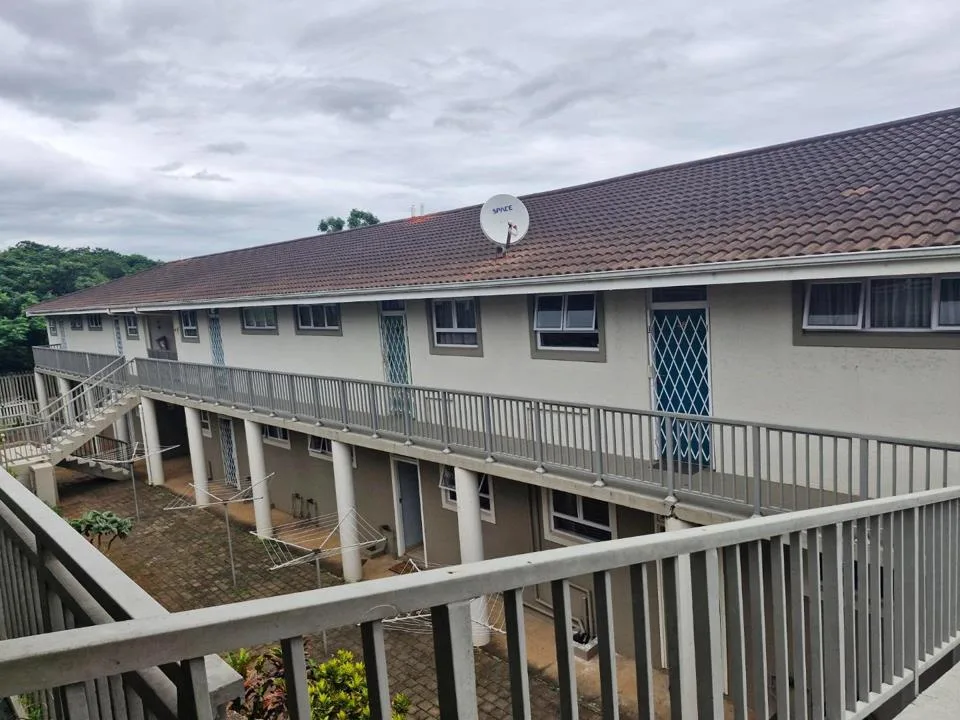 3 Bedroom Apartment / flat for sale in Red Hill