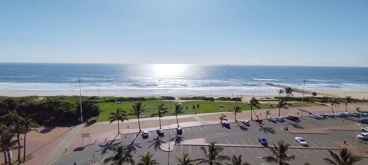 3 Bedroom Apartment / flat for sale in North Beach