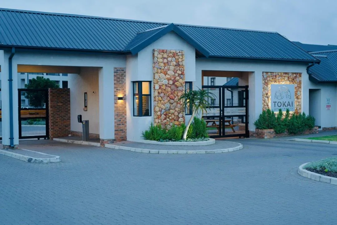 2 Bedroom House for sale in Pinelands