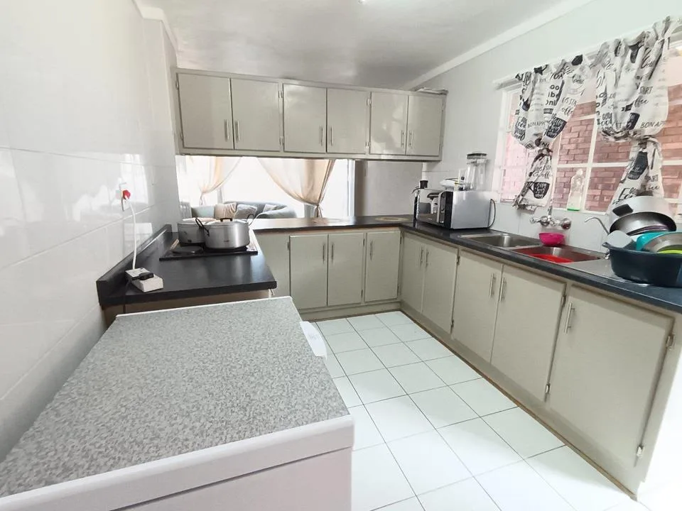 3 Bedroom Townhouse for sale in Westdene