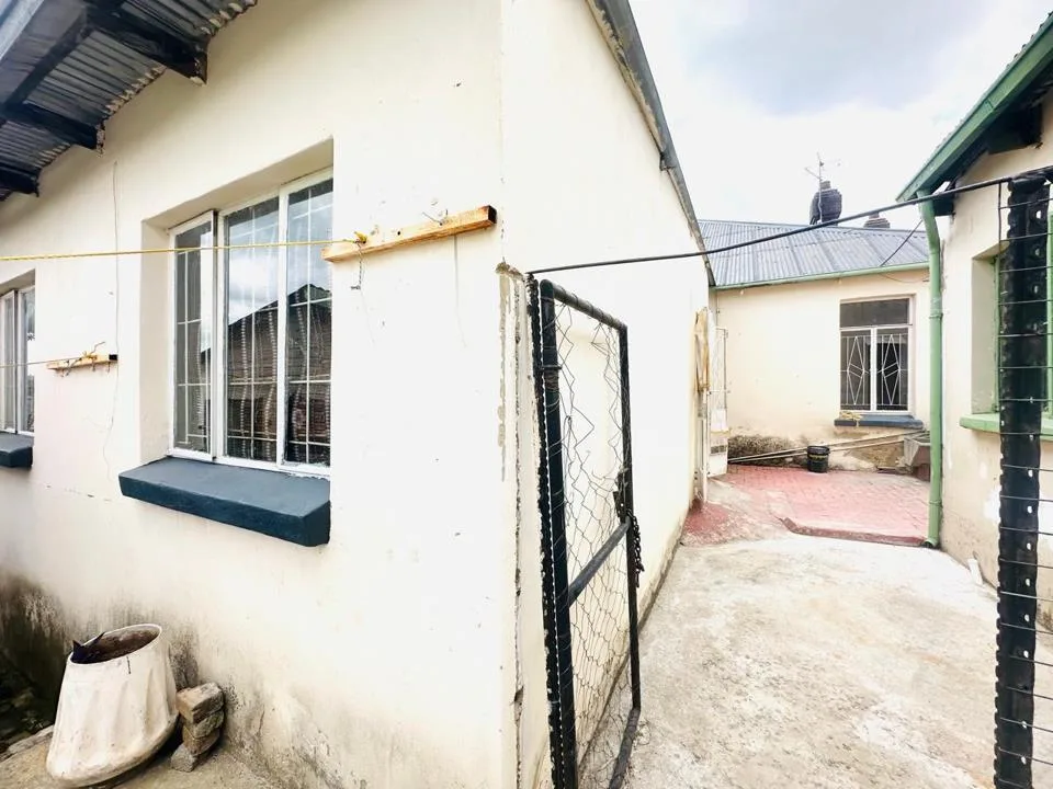 3 Bedroom House for sale in Kensington