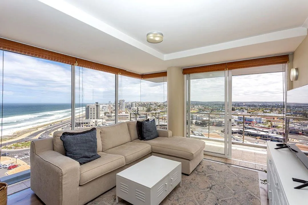 2 Bedroom Apartment / flat for sale in Beachfront